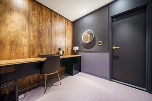 Standard Double Room, 1 Double Bed | Premium bedding, down comforters, free WiFi, bed sheets - Brown-Dot Hotel Geomdan (Incheon)