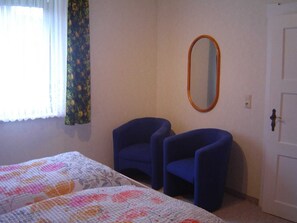 3 Schlafzimmer, Reisekinderbett, WLAN, Bettwäsche