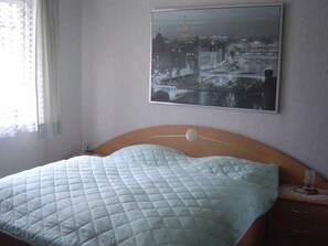 3 habitaciones, cuna de viaje, wifi y ropa de cama 