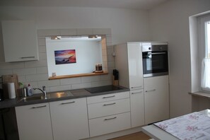 Fridge, oven, dishwasher