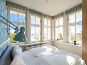 1 camera, Wi-Fi, lenzuola