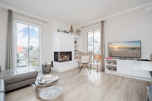 Unclassified image, 2 of 23, button - Dünenpalais, App. 08 (Heringsdorf)