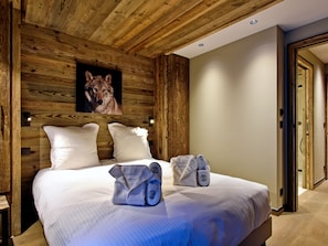 4 chambres, Wi-Fi gratuit, draps fournis