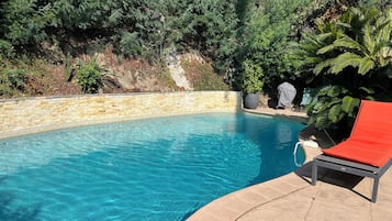 Piscine extérieure, piscine chauffée
