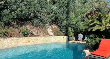 Villa Menton "a haven of peace with a breathtaking sea view "