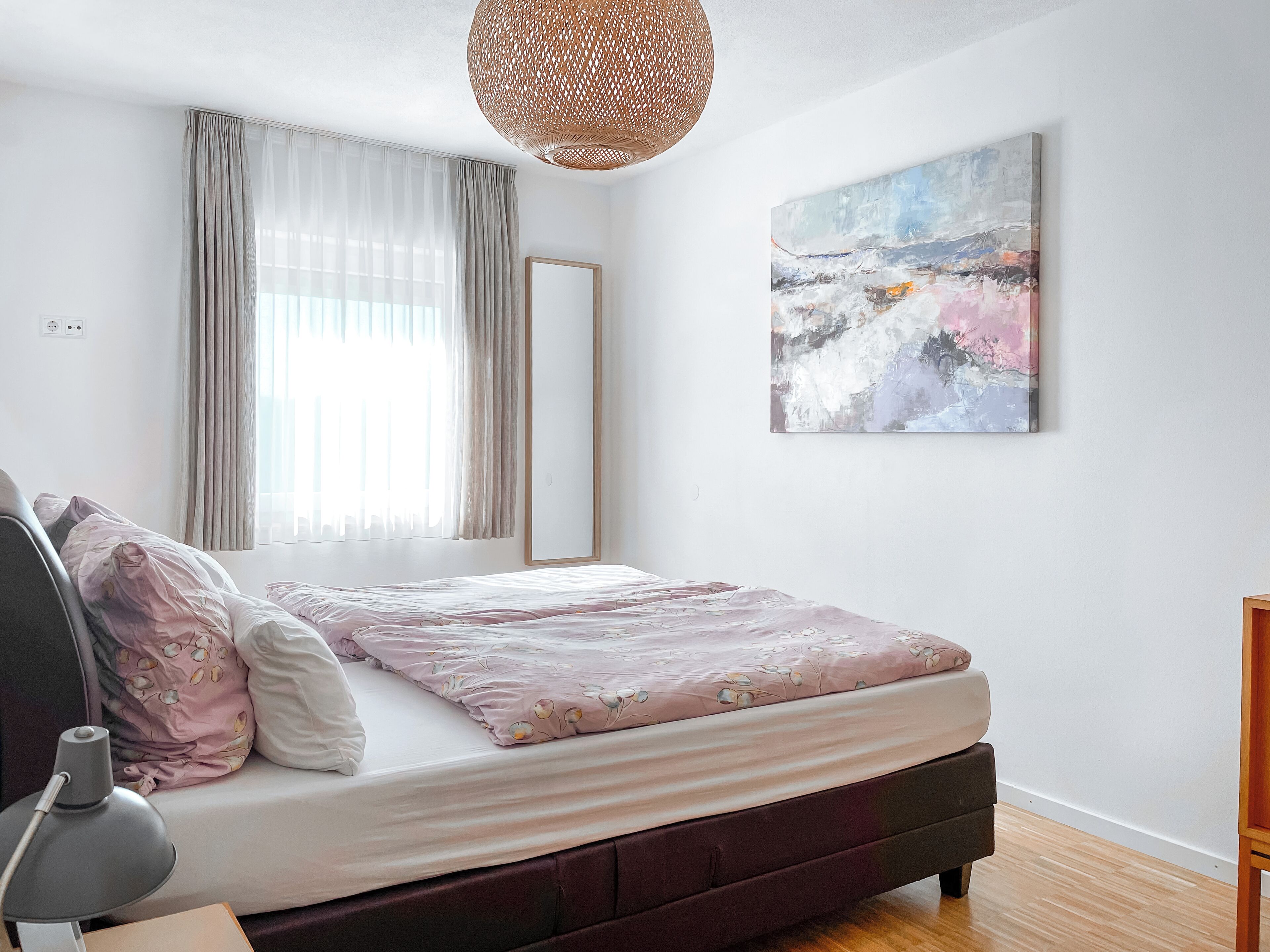 Deluxe Apartment | Premium bedding, blackout drapes, soundproofing, free WiFi