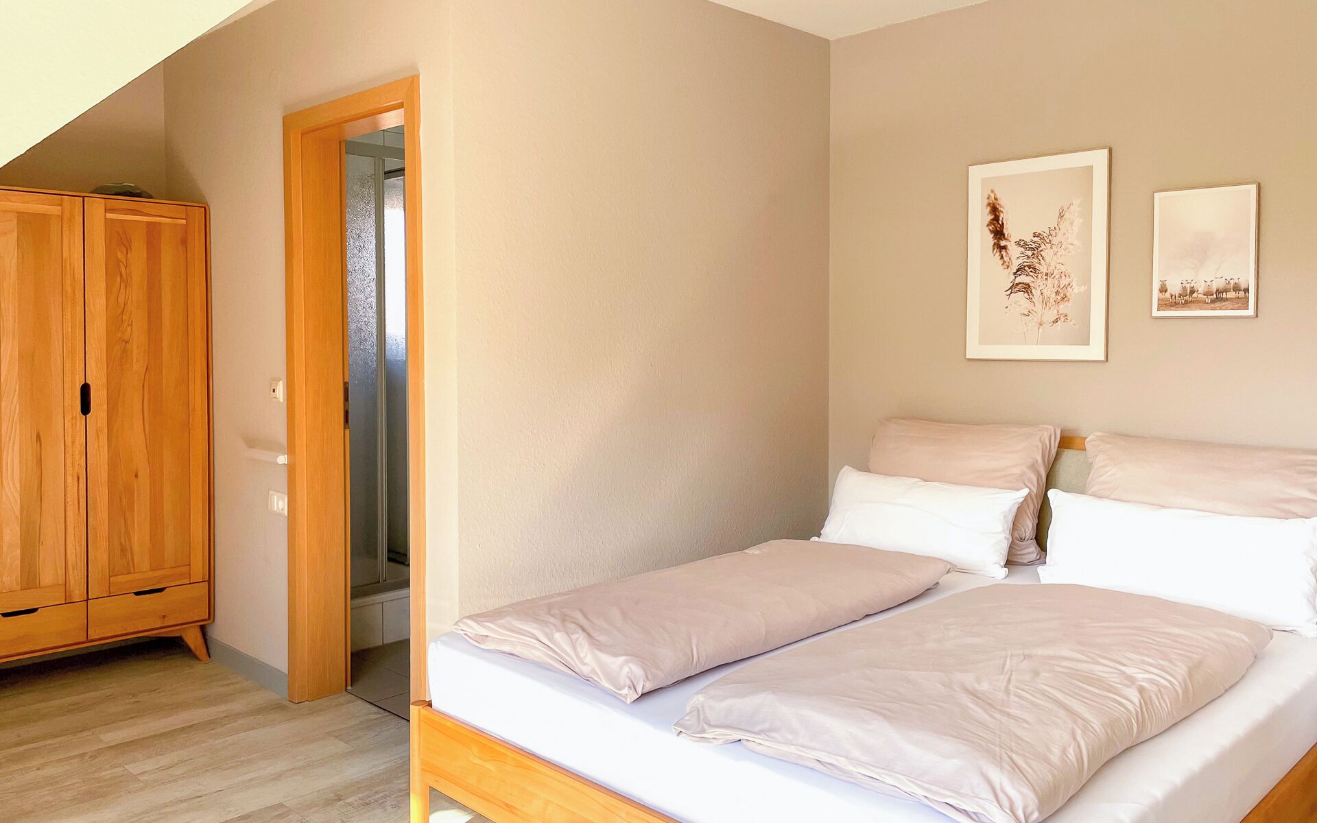 Deluxe-Doppelzimmer | Hochwertige Bettwaren, Verdunkelungsvorhänge, schallisolierte Zimmer