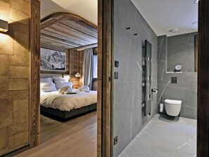 4 Schlafzimmer, kostenloses WLAN, Bettwäsche