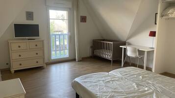 4 slaapkamers, een bureau, gratis wifi