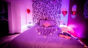 1 chambre, chambres insonorisées, Wi-Fi gratuit, draps fournis