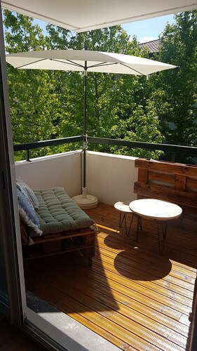 Apartment in quiet residence near Spain and the ocean 