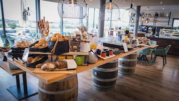 Gratis frukostbuffé varje dag