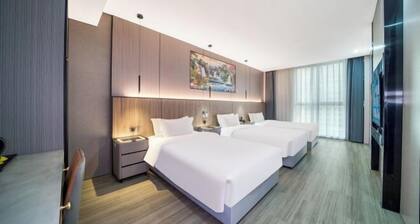 Four Seasons Qingteng Hotel (Outlet Airport)