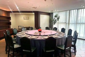 View from property - Four Seasons Qingteng Hotel (Outlet Airport) (Ningbo)