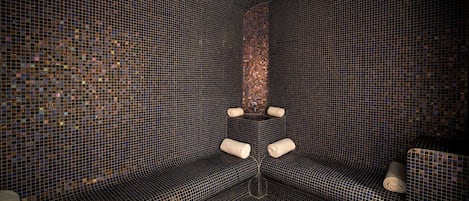 Sauna, bain à remous, hammam, massages