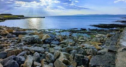 The Rock, Creevy Cottages