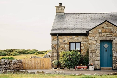The Rock, Creevy Cottages
