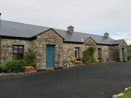 The Rock, Creevy Cottages