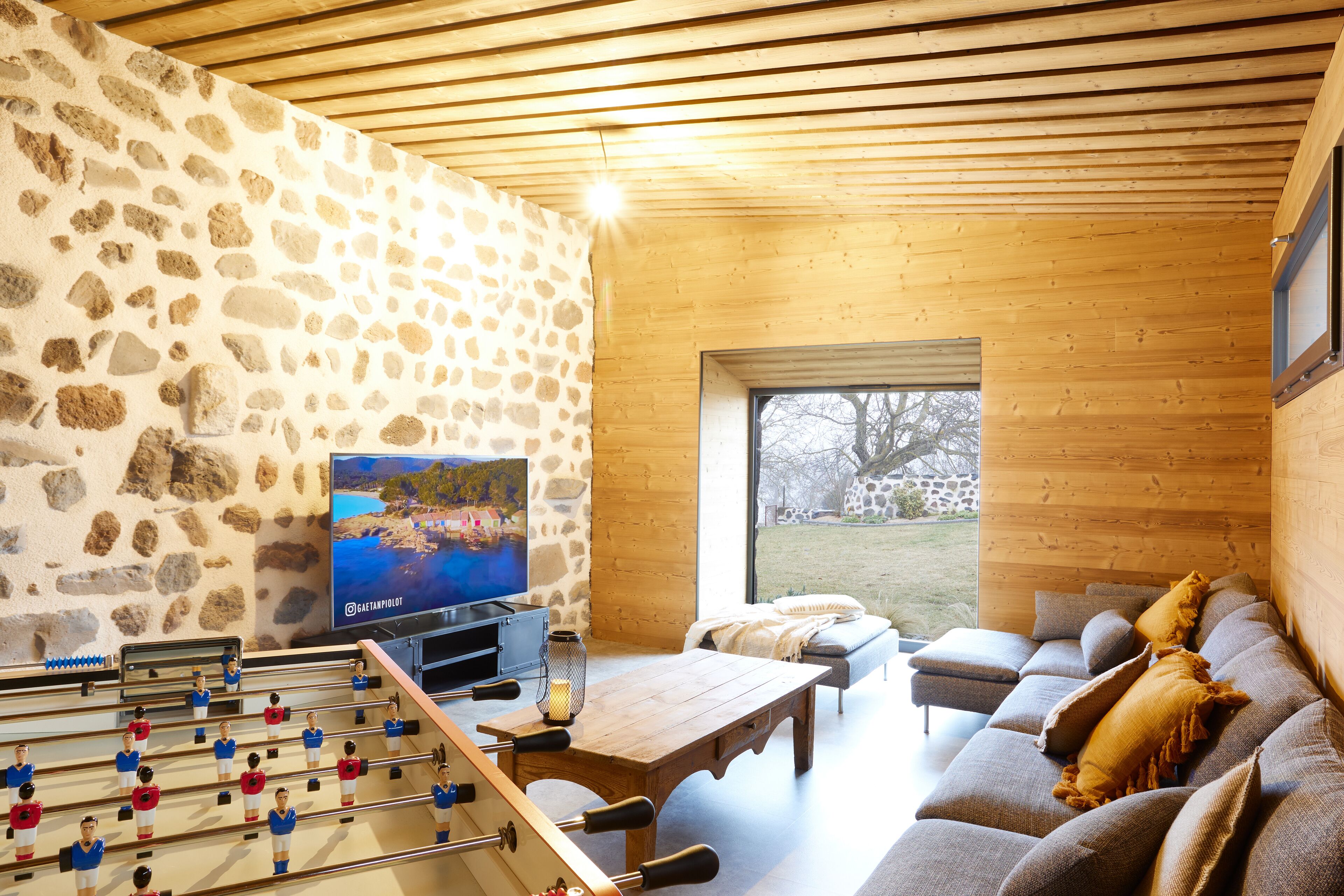 智能電視、足球機