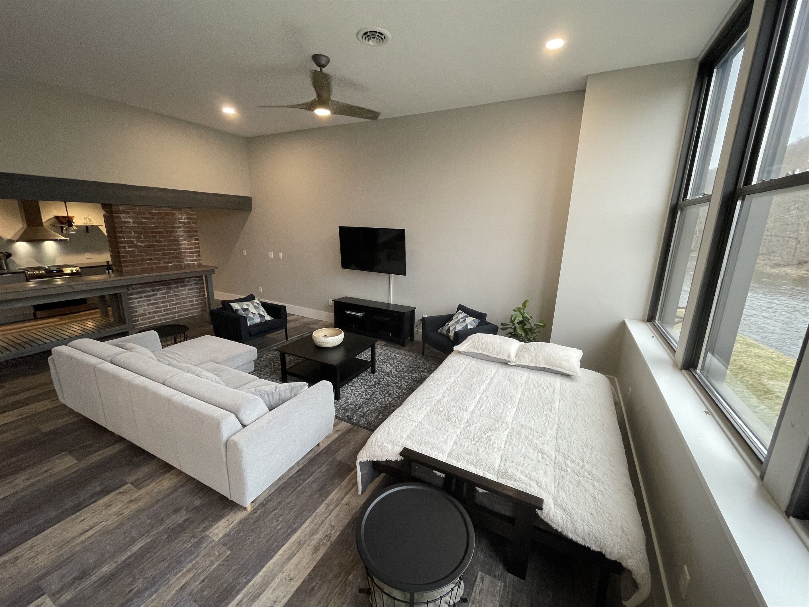 2 camere, ferro/asse da stiro, Wi-Fi gratuito, lenzuola