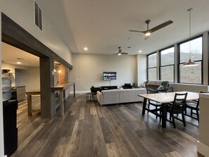 Interior - Riverside Loft with Huge Deck on GAP Trail (Confluence)