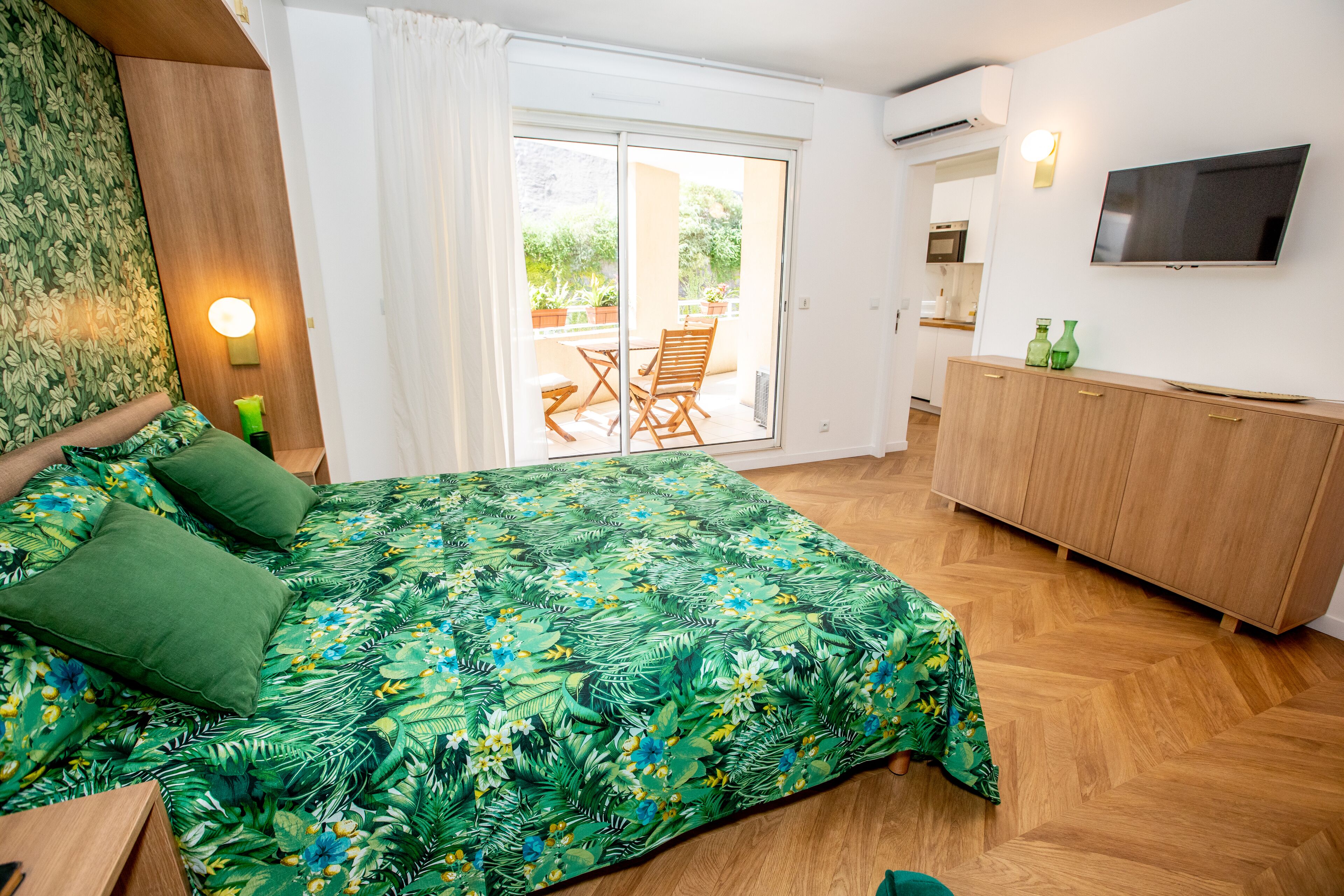 1 bedroom, soundproofing, iron/ironing board, WiFi