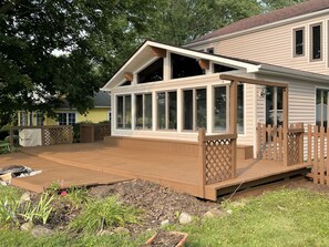 Exterior - Lake House with Spectacular Sunsets & Boat Dock (Millersport)
