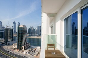 Balcony view - Lux BnB I AG Tower I Canal Views (Dubai)