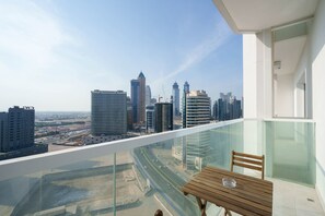 Balcony view - Lux BnB I AG Tower I Canal Views (Dubai)