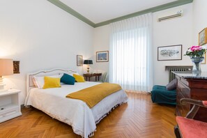 Bügeleisen/Bügelbrett, kostenloses WLAN, Bettwäsche