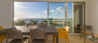 Cap Noir - apt with magnificent sea view - Downtown Saint-Gilles-Les-Bains