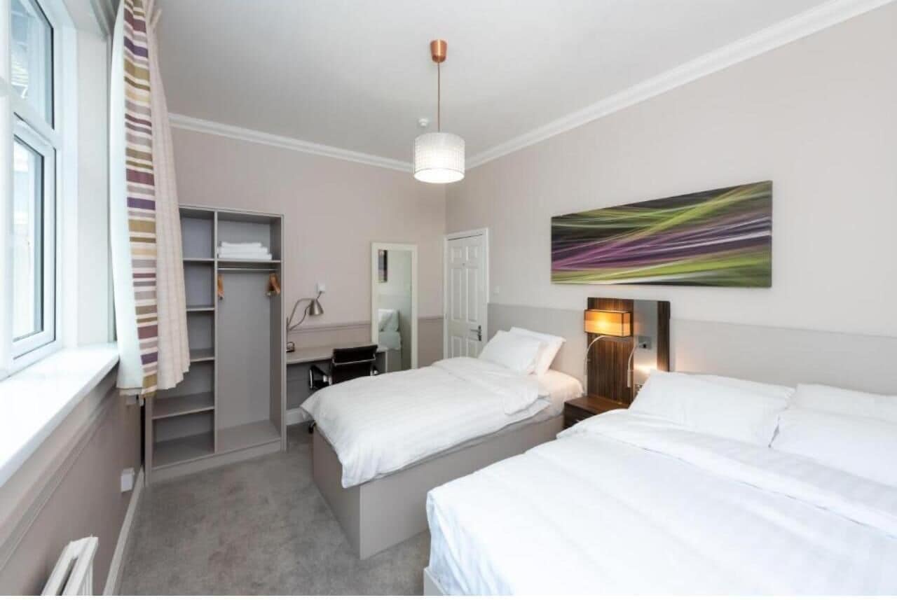 Triple Room, Ensuite | Premium bedding, Select Comfort beds, desk, blackout drapes