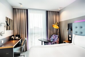 Superior Double Room | Soundproofing, iron/ironing board, free WiFi, bed sheets - Premier Inn Wolfsburg City Centre (Wolfsburg)