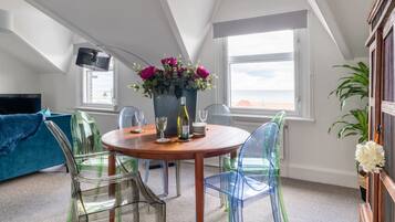 Apartment | Dapur peribadi | Peti sejuk, ketuhar gelombang mikro, ketuhar, dapur