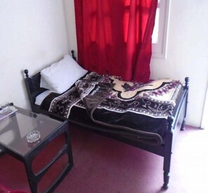 Standard Double Room | Free WiFi, bed sheets - Al-Hamra Hotel (Swat)