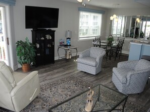 Living area - 308m 1 Bedroom Condo by RedAwning (Calabash)