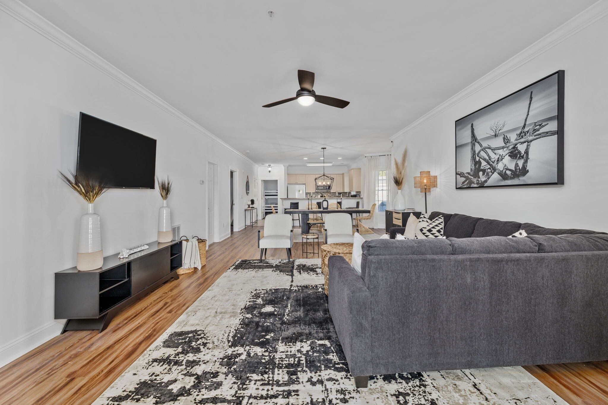 Condo, 3 Bedrooms | Living area