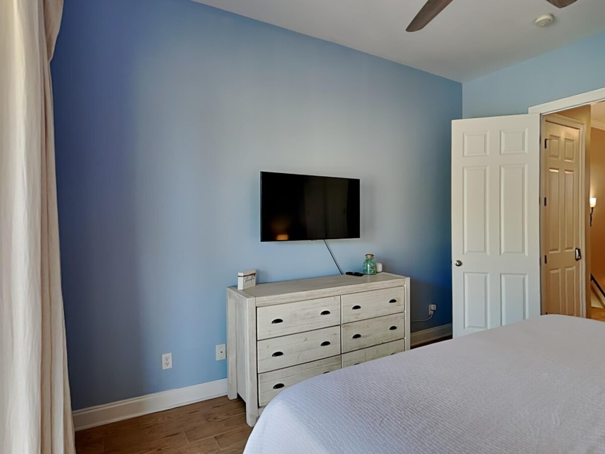 Photo 17 of Sea Shell Retreat | Pet Friendly, Private Pool!