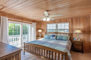 3 bedrooms, WiFi - Sea Merc: A Charming Haven with Captivating Views in Hope Town (Hope Town)