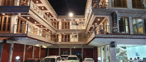 Aparcamiento sin asistencia gratuito