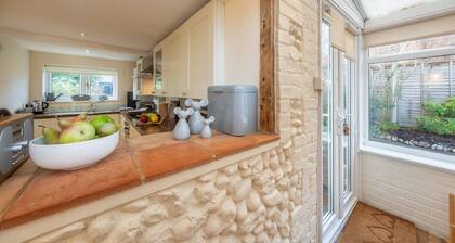 Daisy Cottage (H), Holt, Norfolk