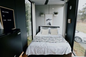 1 dormitorio y ropa de cama