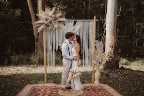 Property grounds - Cockatoo Cabin by Tiny Away (Palmwoods)