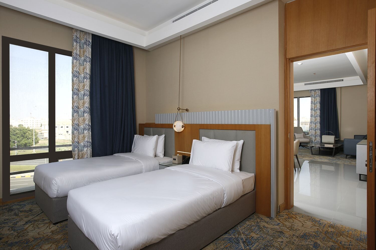 Ropa de cama de alta calidad, minibar y sistema de insonorización 