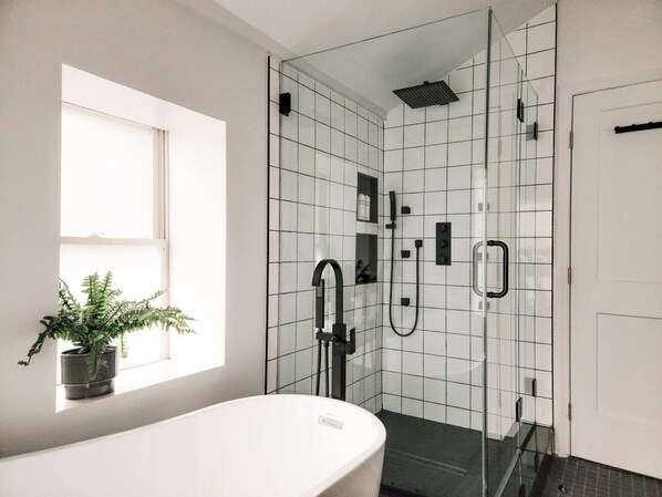 Bathtub, hair dryer, towels