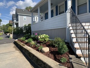 Exterior detail - Spacious & Sunny Pet-Friendly Home in an Historic New England Lakeside Town (Wakefield)
