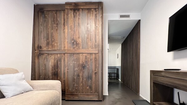 Smart TV - Beautiful Sky SUITE, on 2 levels within walking distance of the Franciscan tavern (Modena)