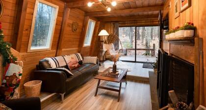Lake Naomi A-Frame Cabin, Pet Friendly,