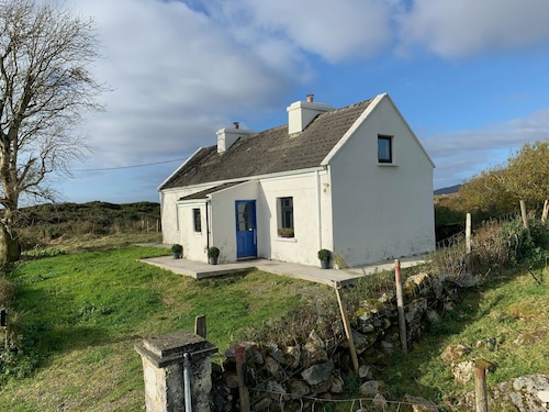 369 Gowla Cottage, 2 Bedroom, Sleeps 4