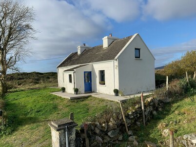 369 Gowla Cottage, 2 Bedroom, Sleeps 4